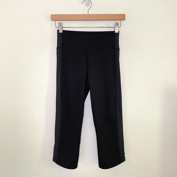 Lululemon Squad Goals Crop High Rise Athletic Legging 17” Black 4 - Picture 5 of 14